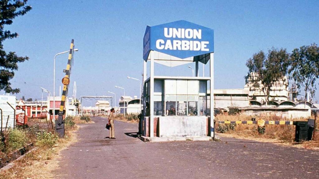 The entrance of Union Carbide plant in Bhopal, shortly after the release of poisonous gas in December 1984